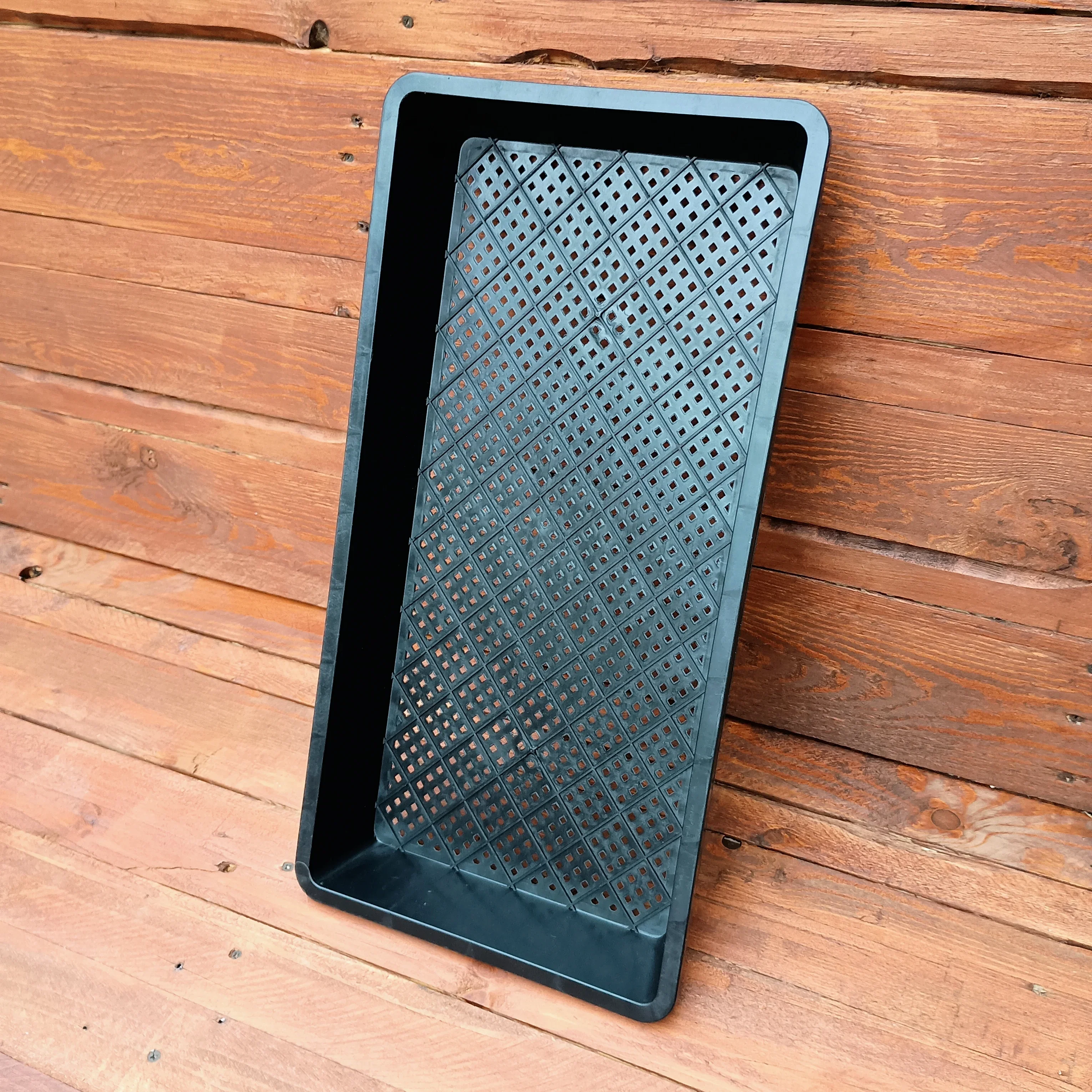 1020 Mesh Seed Tray - Image 3