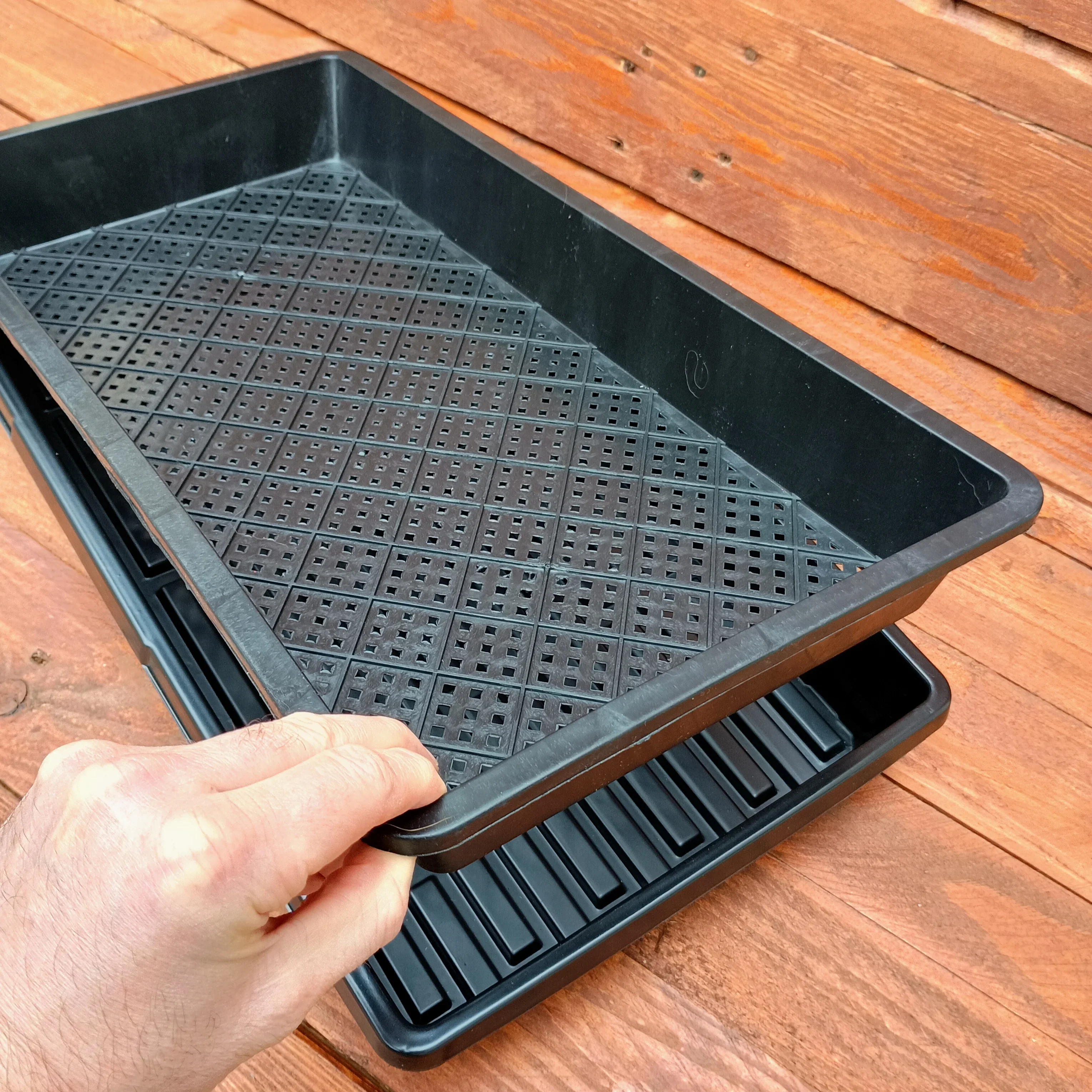 1020 Mesh Seed Tray - Image 5