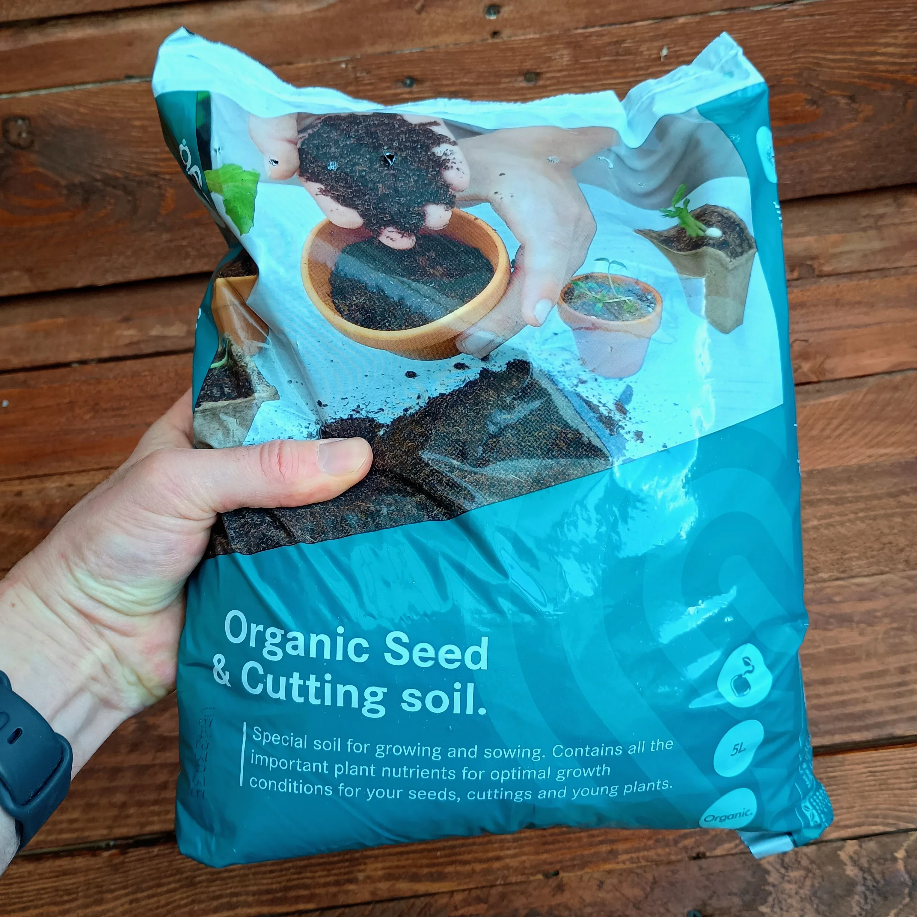 Organic Seed & Cutting Compost - 5 Litres - Image 3